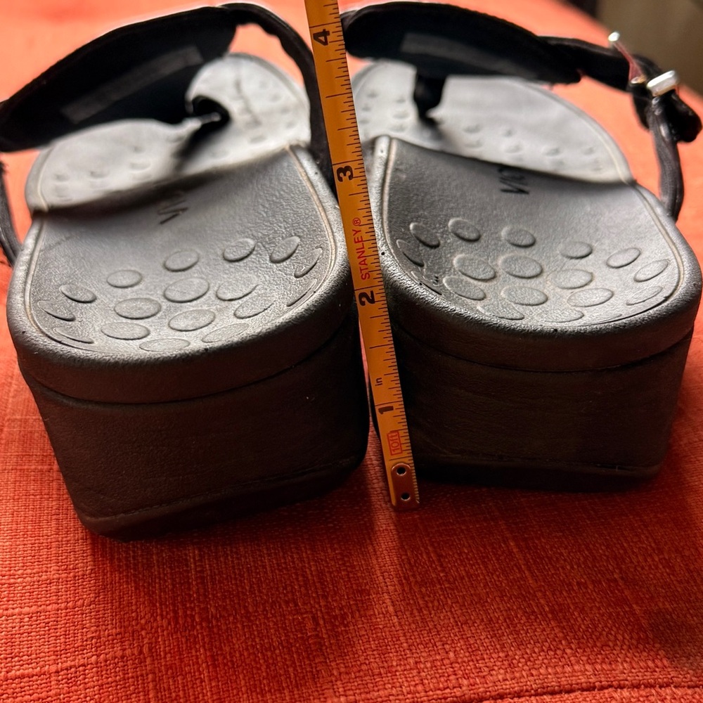 Vionic Black Sandals - image 4